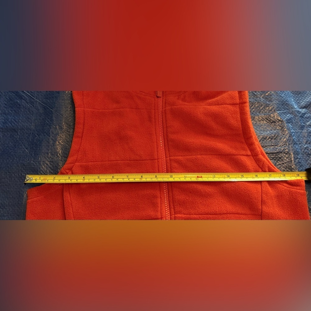 Women’s Lands' End Size Small Orange Fleece Vest - Picture 12 of 12